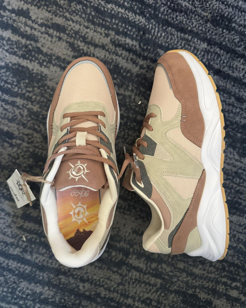 Scenic Society 55406 Sneaker