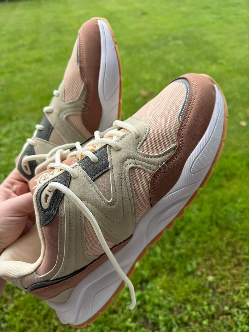 Scenic Society 55406 Sneaker